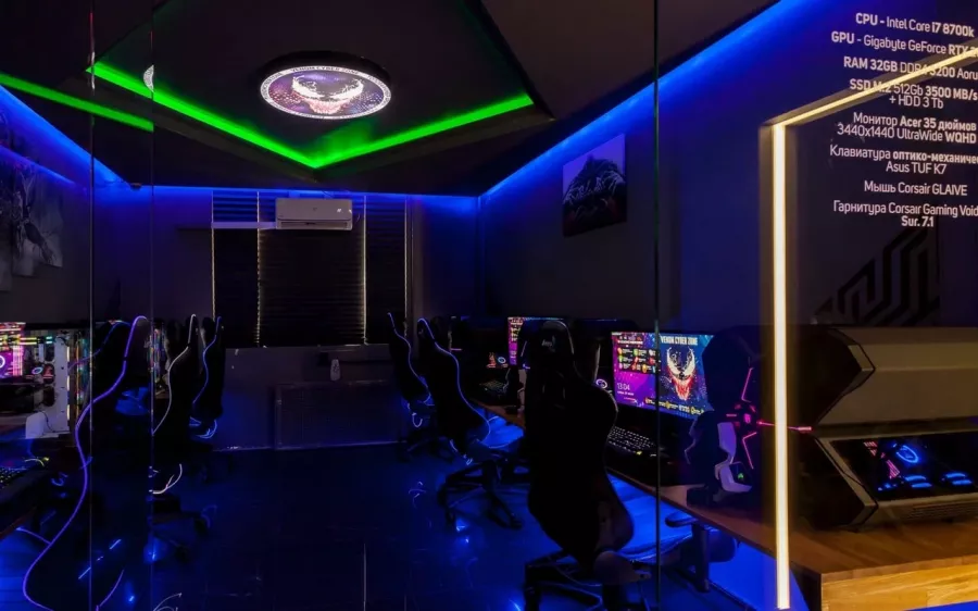 Кибер клуб Venom Cyber Zone на Митинской в Москве: Киберспорт, Games, Ставкинакиберспорт, Компьютер, Csgo, Dota, Команды, Соревнования,