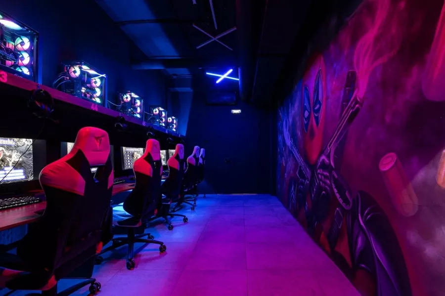 Кибер клуб Venom Cyber Zone на Лермонтовской в Москве: Киберспорт, Games, Компьютерный клуб, Компьютер, Csgo, Dota, Команды, Соревнования,