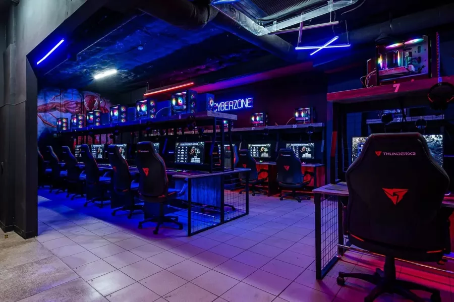Кибер клуб Venom Cyber Zone на Лермонтовской в Москве: Киберспорт, Games, Компьютерный клуб, Компьютер, Csgo, Dota, Команды, Соревнования,