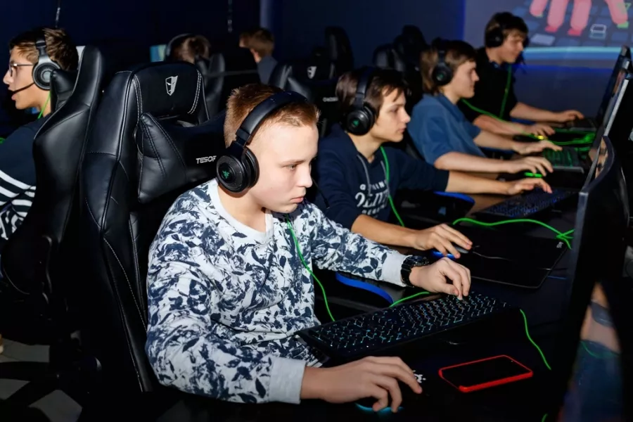 Кибер клуб YouPlay на Сокольническом Кругу в Москве: Киберспорт, Games, Компьютерный клуб, Компьютер, Csgo, Dota, Команды, Соревнования,