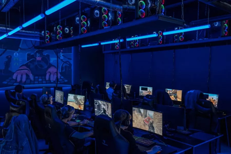 Кибер клуб YouPlay на Щёлковском в Москве: Киберспорт, Games, Компьютерный клуб, Компьютер, Csgo, Dota, Команды, Соревнования,