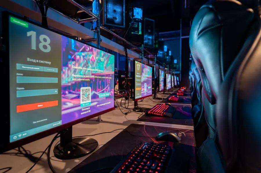 Компьютерный клуб Fps Arena в Москве: Киберспорт, Games, Ставкинакиберспорт, Компьютер, Csgo, Dota, Команды, Соревнования,