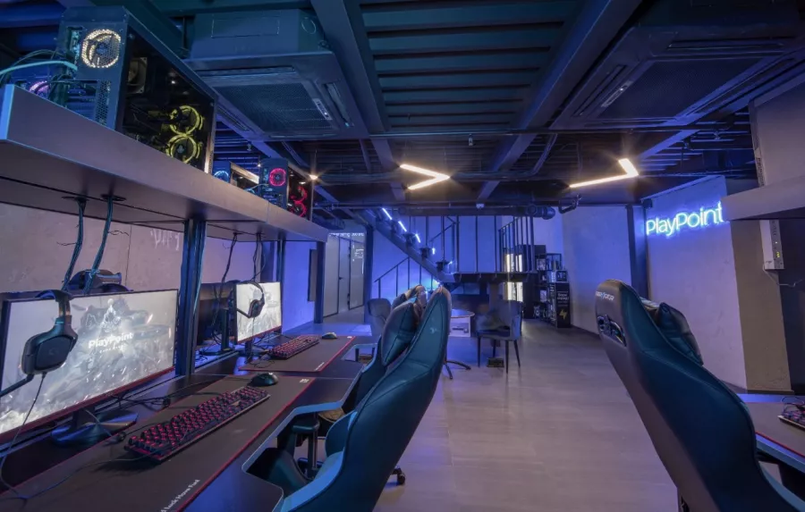 Компьютерный клуб PlayPoint в Москве: Киберспорт, Games, Ставкинакиберспорт, Компьютер, Csgo, Dota, Команды, Соревнования,