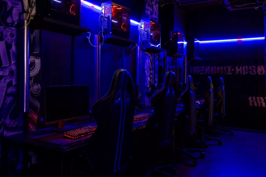 Компьютерный клуб Jat Play в Москве: Киберспорт, Games, Ставкинакиберспорт, Компьютер, Csgo, Dota, Команды, Соревнования,