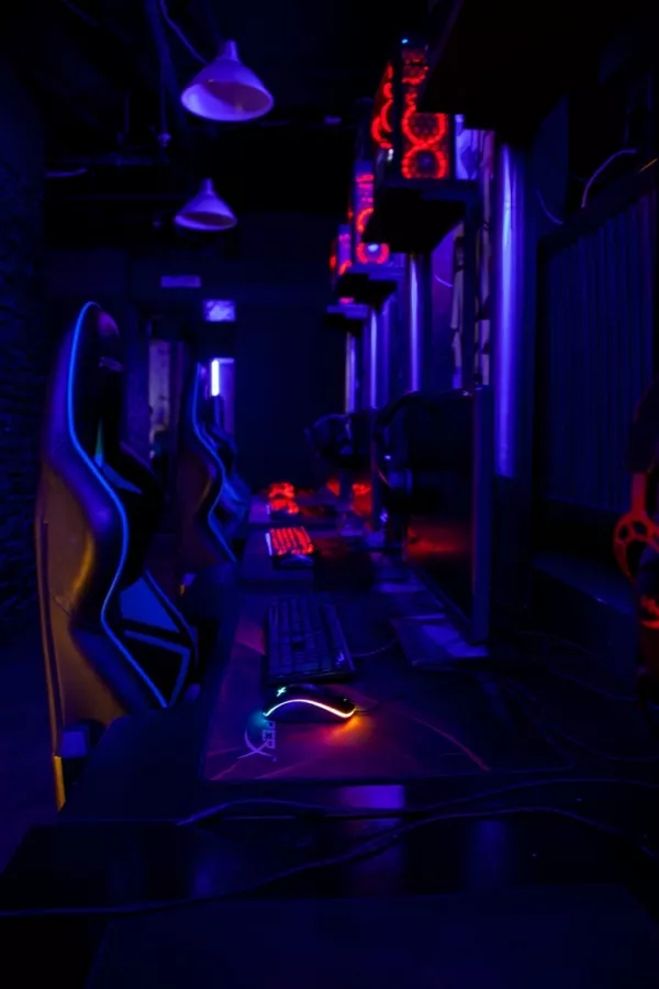 Компьютерный клуб Jat Play в Москве: Киберспорт, Games, Ставкинакиберспорт, Компьютер, Csgo, Dota, Команды, Соревнования,