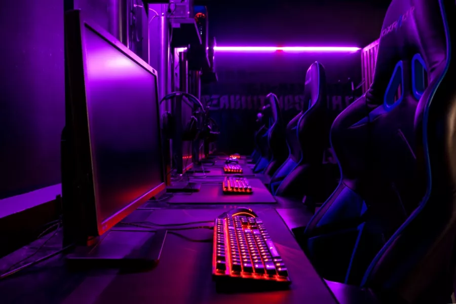 Компьютерный клуб Jat Play в Москве: Киберспорт, Games, Ставкинакиберспорт, Компьютер, Csgo, Dota, Команды, Соревнования,