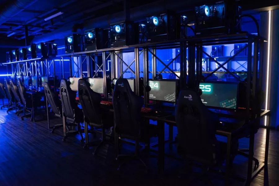 Кибер клуб Gmlab в Москве: Киберспорт, Games, Ставкинакиберспорт, Компьютер, Csgo, Dota, Команды, Соревнования,