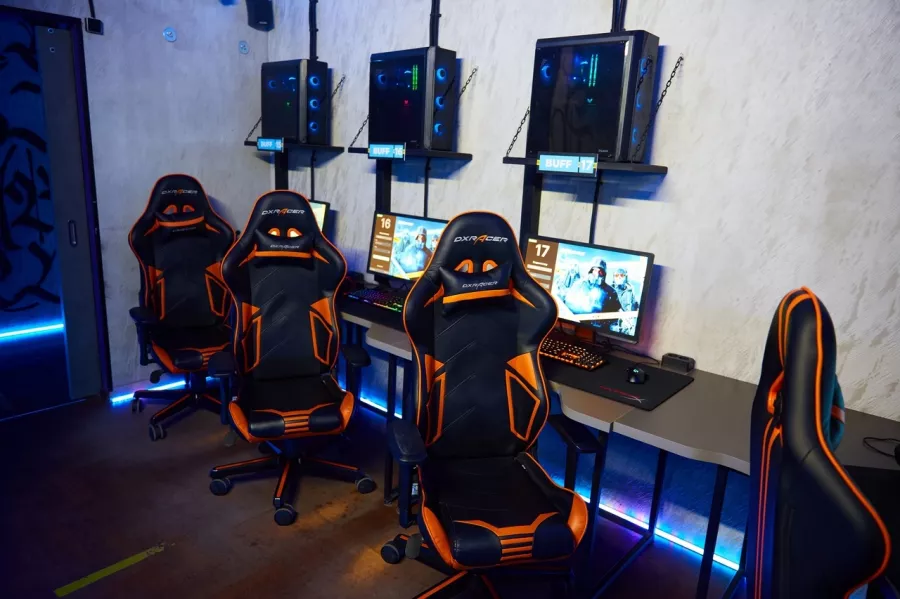 Компьютерный клуб Buff в Москве: Киберспорт, Games, Компьютерный клуб, Компьютер, Csgo, Dota, Команды, Соревнования,