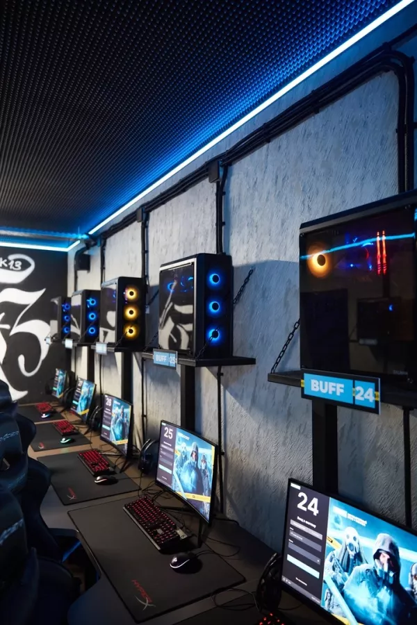 Компьютерный клуб Buff в Москве: Киберспорт, Games, Компьютерный клуб, Компьютер, Csgo, Dota, Команды, Соревнования,