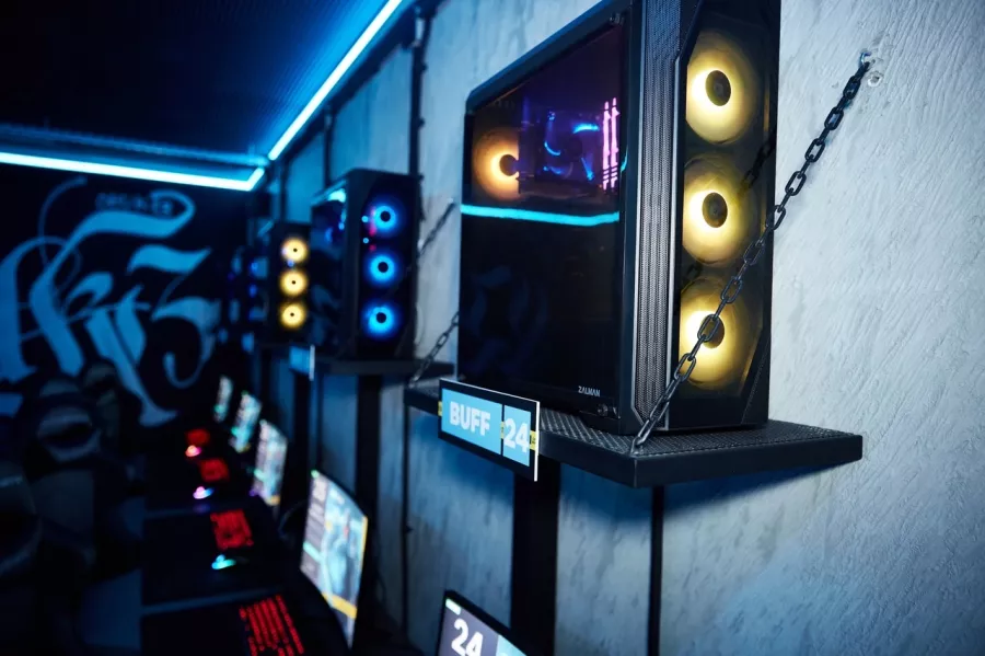 Компьютерный клуб Buff в Москве: Киберспорт, Games, Компьютерный клуб, Компьютер, Csgo, Dota, Команды, Соревнования,