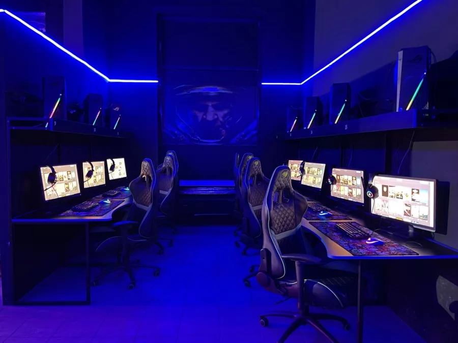 Кибер клуб Элизиум в Москве: Киберспорт, Games, Ставкинакиберспорт, Компьютер, Csgo, Dota, Команды, Соревнования,