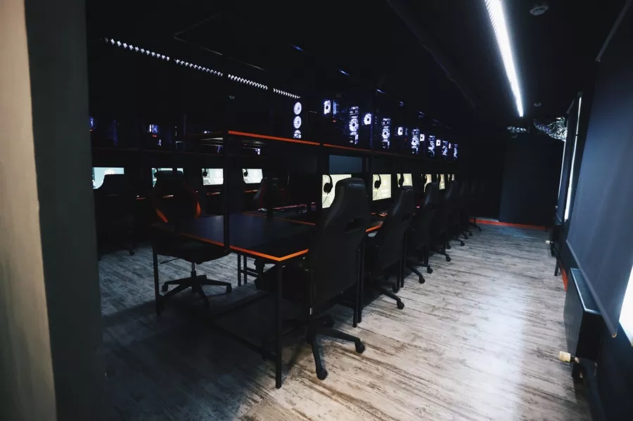 Компьютерный клуб Battle Hall в Москве: Киберспорт, Games, Компьютерный клуб, Компьютер, Csgo, Dota, Команды, Соревнования,