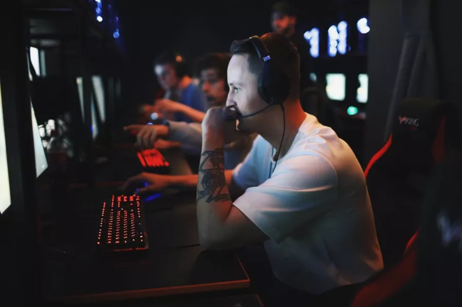 Компьютерный клуб Battle Hall в Москве: Киберспорт, Games, Компьютерный клуб, Компьютер, Csgo, Dota, Команды, Соревнования,