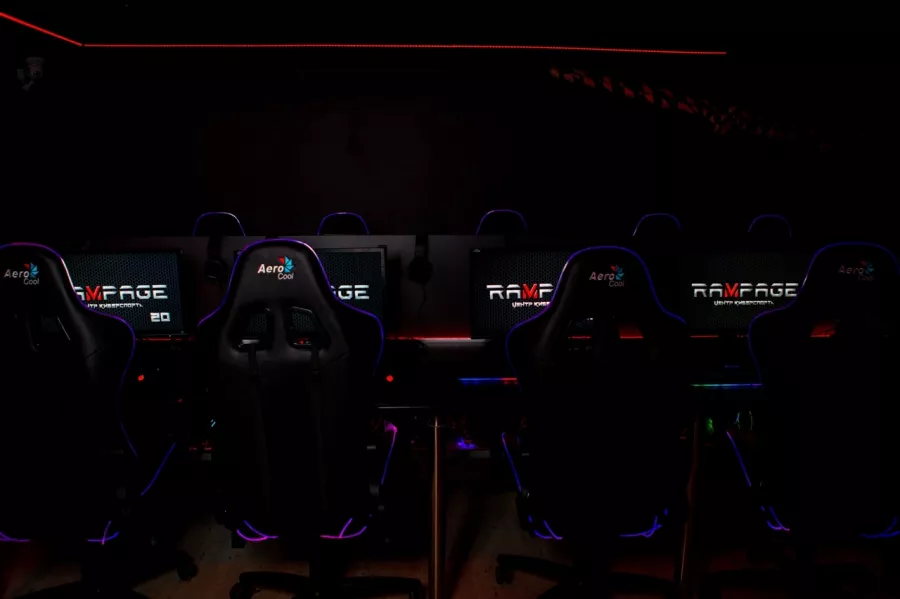 Кибер клуб Ping в Москве: Киберспорт, Games, Компьютерный клуб, Компьютер, Csgo, Dota, Команды, Соревнования, Ставкинакиберспорт, Друзья,