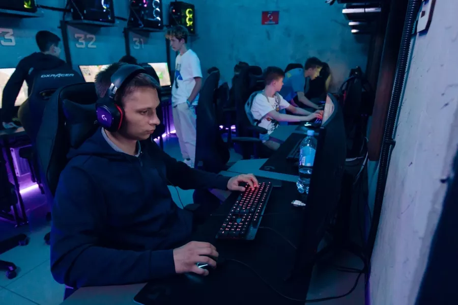 Кибер клуб In. Game в Москве: Киберспорт, Games, Компьютерный клуб, Компьютер, Csgo, Dota, Команды, Соревнования, Ставкинакиберспорт, Друзья,