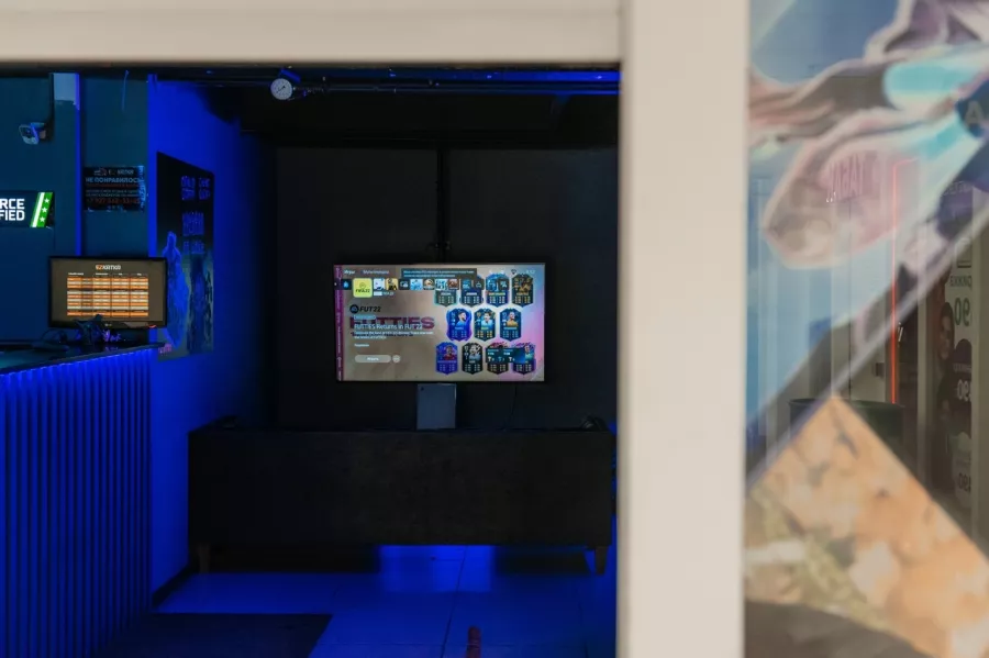 Компьютерный клуб EZ KATKA в Москве: Киберспорт, Games, Компьютерный клуб, Компьютер, Csgo, Dota, Команды, Соревнования, Ставкинакиберспорт, Друзья,