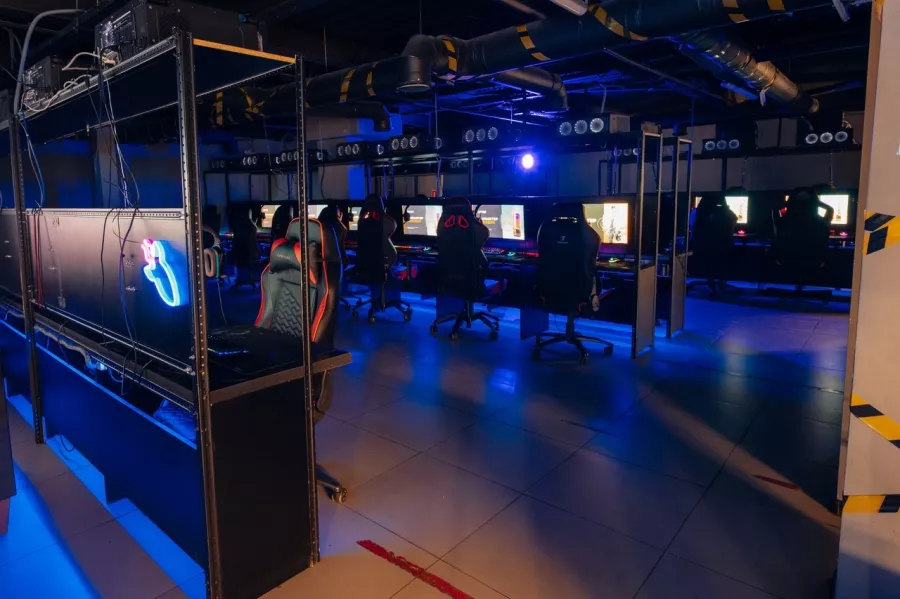 Компьютерный клуб EZ KATKA в Москве: Киберспорт, Games, Компьютерный клуб, Компьютер, Csgo, Dota, Команды, Соревнования, Ставкинакиберспорт, Друзья,