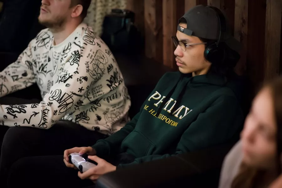 Кибер клуб Everest Gaming в Москве: Киберспорт, Games, Компьютерный клуб, Компьютер, Csgo, Dota, Команды, Соревнования, Ставкинакиберспорт, Друзья,