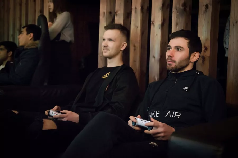 Кибер клуб Everest Gaming в Москве: Киберспорт, Games, Компьютерный клуб, Компьютер, Csgo, Dota, Команды, Соревнования, Ставкинакиберспорт, Друзья,