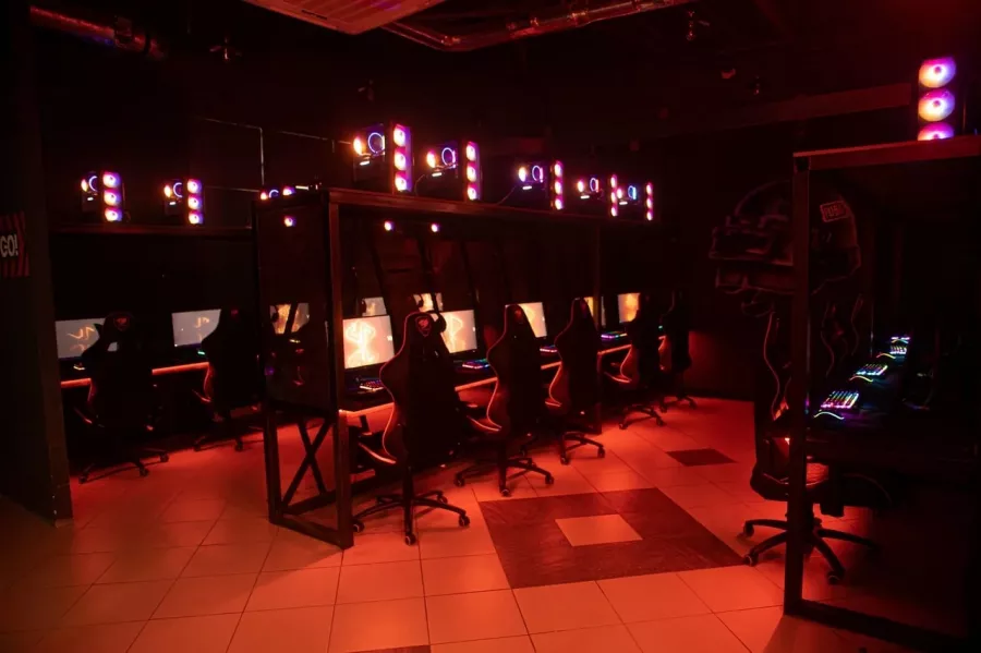 Кибер клуб SavePoint на Юрловском в Москве: Киберспорт, Games, Компьютерный клуб, Компьютер, Csgo, Dota, Команды, Соревнования, Ставкинакиберспорт, Друзья,