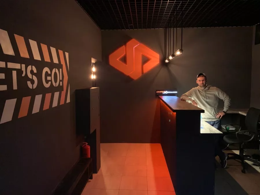 Кибер клуб SavePoint на Дубнинской в Москве: Киберспорт, Games, Компьютерный клуб, Компьютер, Csgo, Dota, Команды, Соревнования, Ставкинакиберспорт, Друзья,