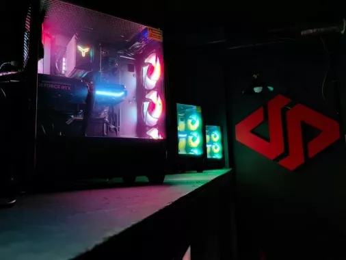 Кибер клуб "SavePoint" на Дубнинской