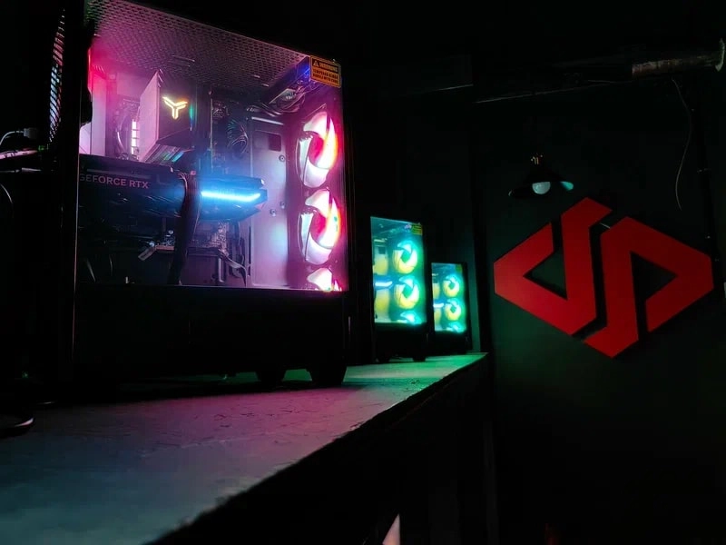 Кибер клуб SavePoint на Дубнинской в Москве: Киберспорт, Games, Компьютерный клуб, Компьютер, Csgo, Dota, Команды, Соревнования, Ставкинакиберспорт, Друзья,