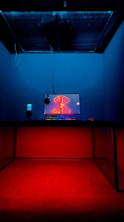 Кибер клуб SavePoint на Дмитровском в Москве: Киберспорт, Games, Компьютерный клуб, Компьютер, Csgo, Dota, Команды, Соревнования, Ставкинакиберспорт, Друзья,