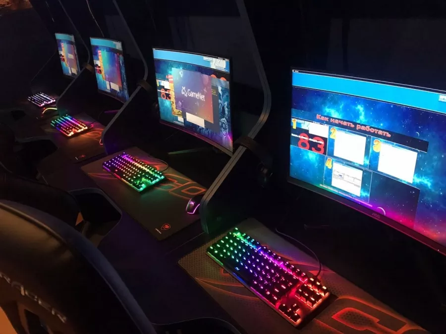 Кибер клуб Фобос в Санкт-Петербурге: Киберспорт, Games, Компьютерный клуб, Компьютер, Csgo, Dota, Команды, Соревнования, Ставкинакиберспорт, Друзья,