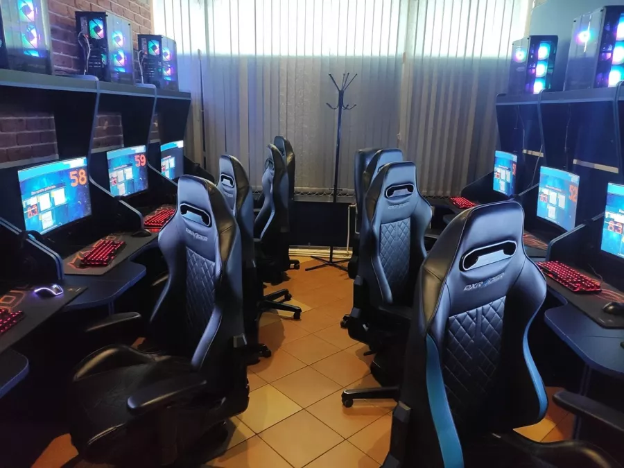 Кибер клуб Фобос в Санкт-Петербурге: Киберспорт, Games, Компьютерный клуб, Компьютер, Csgo, Dota, Команды, Соревнования, Ставкинакиберспорт, Друзья,