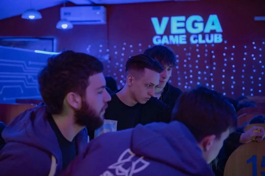 Компьютерный клуб Vega в Санкт-Петербурге: Киберспорт, Games, Компьютерный клуб, Компьютер, Csgo, Dota, Команды, Соревнования, Ставкинакиберспорт, Друзья,