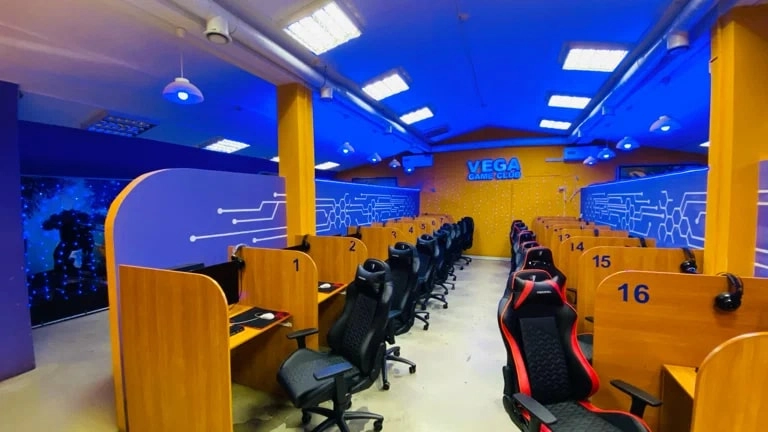 Компьютерный клуб Vega в Санкт-Петербурге: Киберспорт, Games, Компьютерный клуб, Компьютер, Csgo, Dota, Команды, Соревнования, Ставкинакиберспорт, Друзья,