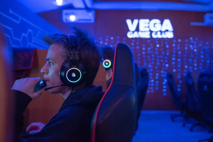 Компьютерный клуб Vega в Санкт-Петербурге: Киберспорт, Games, Компьютерный клуб, Компьютер, Csgo, Dota, Команды, Соревнования, Ставкинакиберспорт, Друзья,