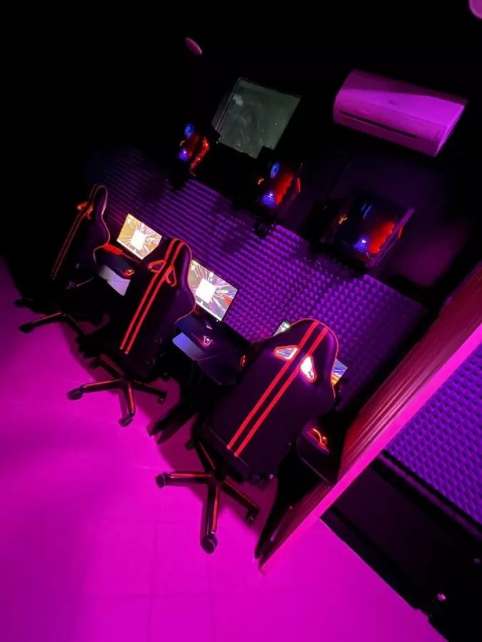 Компьютерный клуб Дизарм в Санкт-Петербурге: Киберспорт, Games, Компьютерный клуб, Компьютер, Csgo, Dota, Команды, Соревнования, Ставкинакиберспорт, Друзья,