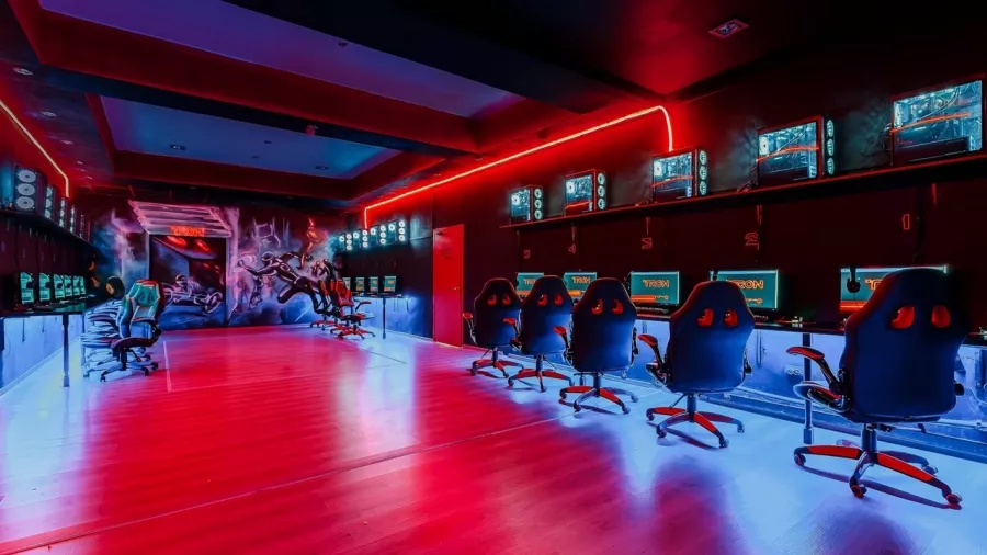 Компьютерный клуб Tron Games Zone в Санкт-Петербурге: Киберспорт, Games, Компьютерный клуб, Компьютер, Csgo, Dota, Команды, Соревнования, Ставкинакиберспорт, Друзья,