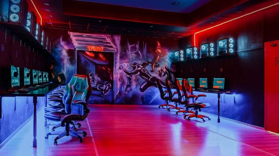 Компьютерный клуб Tron Games Zone в Санкт-Петербурге: Киберспорт, Games, Компьютерный клуб, Компьютер, Csgo, Dota, Команды, Соревнования, Ставкинакиберспорт, Друзья,