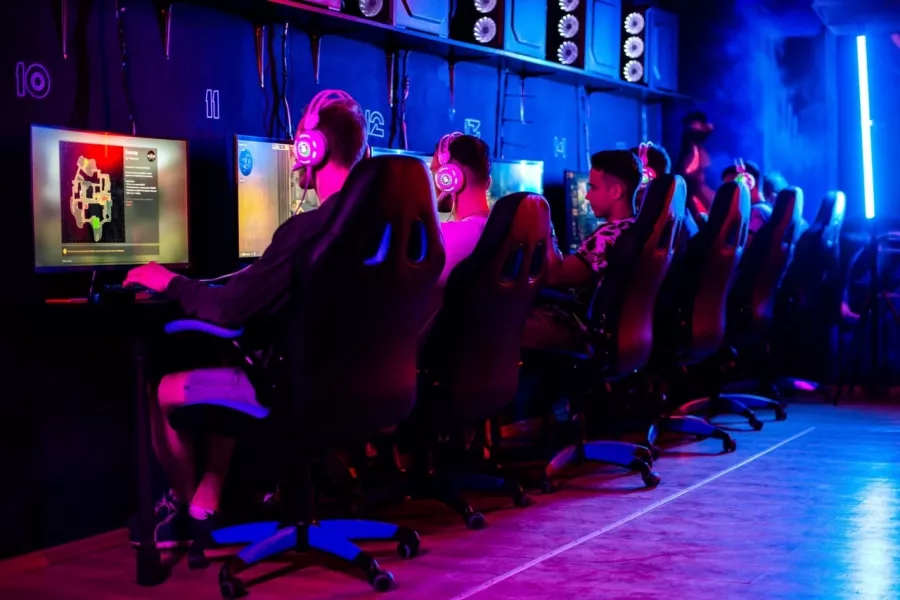 Компьютерный клуб Tron Games Zone в Санкт-Петербурге: Киберспорт, Games, Компьютерный клуб, Компьютер, Csgo, Dota, Команды, Соревнования, Ставкинакиберспорт, Друзья,