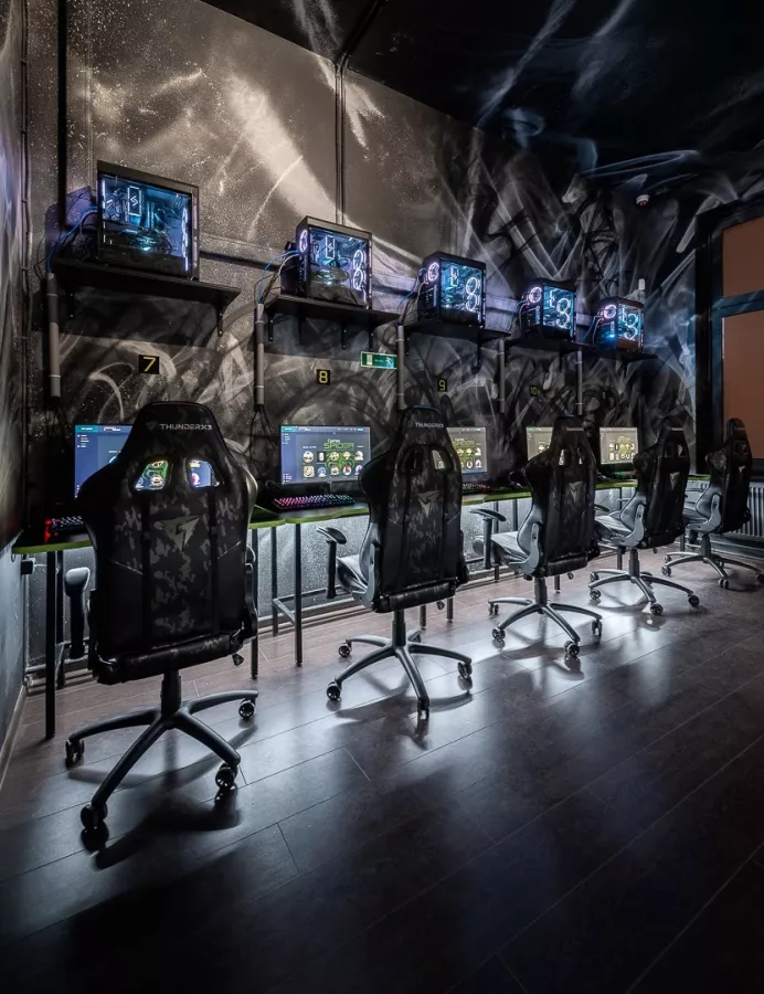Компьютерный клуб Spider в Санкт-Петербурге: Киберспорт, Games, Компьютерный клуб, Компьютер, Csgo, Dota, Команды, Соревнования, Ставкинакиберспорт, Друзья,