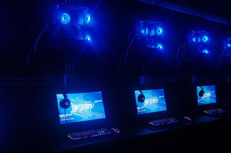 Компьютерный клуб Qwerty в Санкт-Петербурге: Киберспорт, Games, Компьютерный клуб, Компьютер, Csgo, Dota, Команды, Соревнования, Ставкинакиберспорт, Друзья,