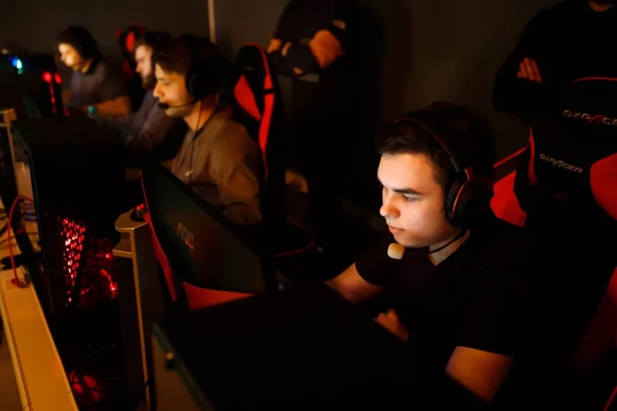 Компьютерный клуб Baza в Санкт-Петербурге: Киберспорт, Games, Компьютерный клуб, Компьютер, Csgo, Dota, Команды, Соревнования, Ставкинакиберспорт, Друзья,