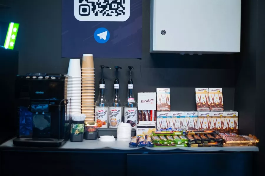 Кибер клуб HealPoint в Санкт-Петербурге: Киберспорт, Games, Компьютерный клуб, Компьютер, Csgo, Dota, Команды, Соревнования, Ставкинакиберспорт, Друзья,