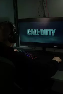 Компьютерный клуб "Stoned Game"