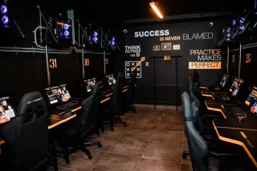 Компьютерный клуб Colizeum  в  Астане