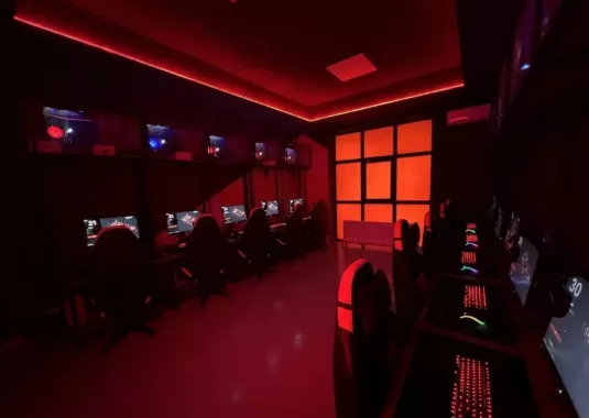 Компьютерный клуб "Cloud cyberspace"