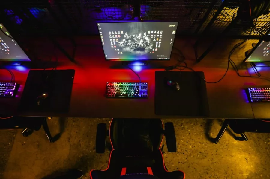 Кибер клуб Omg Cyber Zone в Баку: Киберспорт, Games, Компьютерный клуб, Компьютер, Csgo, Dota, Команды, Соревнования, Ставкинакиберспорт, Друзья, Kompüter, Oyunlar, Kiberidman,