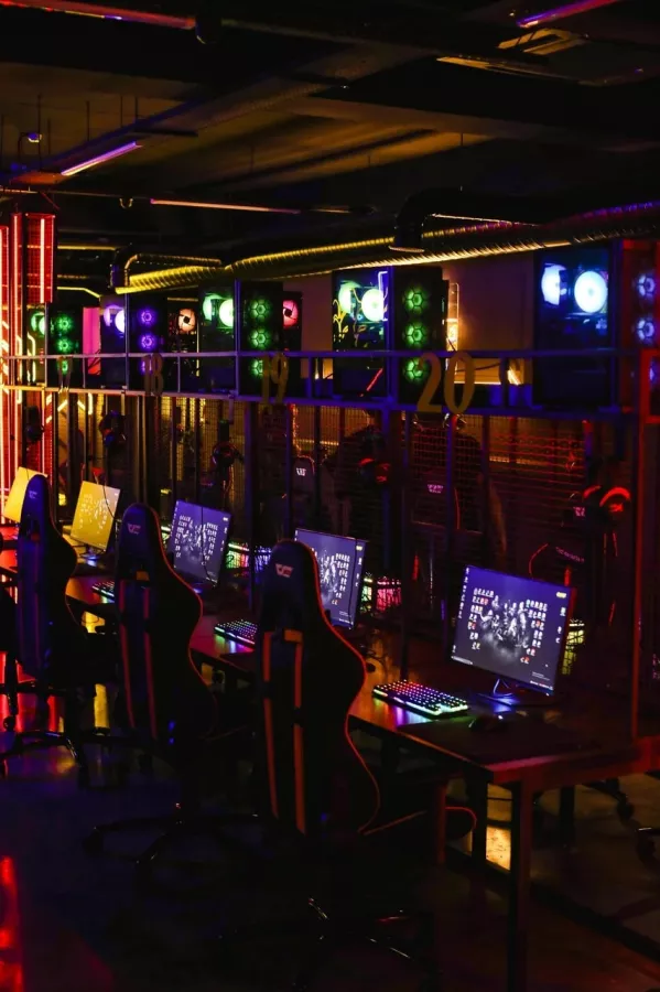 Кибер клуб Omg Cyber Zone в Баку: Киберспорт, Games, Компьютерный клуб, Компьютер, Csgo, Dota, Команды, Соревнования, Ставкинакиберспорт, Друзья, Kompüter, Oyunlar, Kiberidman,