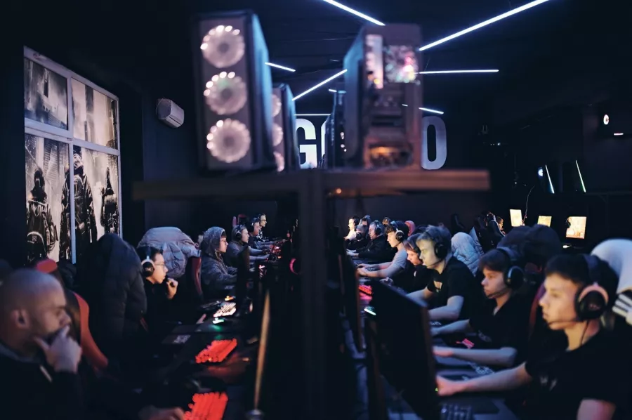 Кибер клуб Gonzo на Садовой в Белгороде: Киберспорт, Games, Компьютерный клуб, Компьютер, Csgo, Dota, Команды, Соревнования, Ставкинакиберспорт, Друзья,