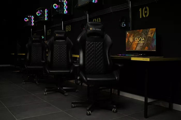 Кибер клуб Colizeum  в  Белгороде