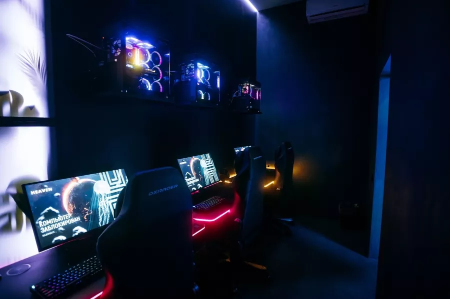 Компьютерный клуб Heaven в Санкт-Петербурге: Киберспорт, Games, Компьютерный клуб, Компьютер, Csgo, Dota, Команды, Соревнования, Ставкинакиберспорт, Друзья,