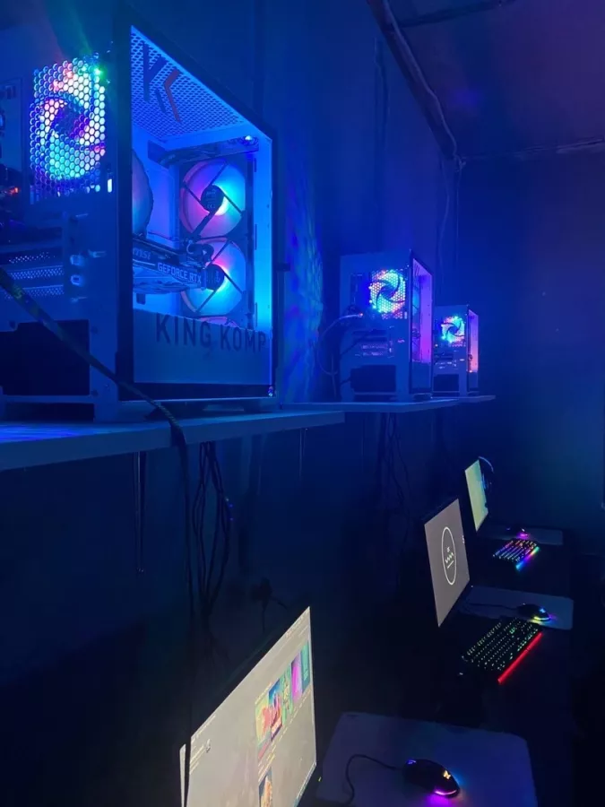 Кибер клуб 812 МГЦ в Санкт-Петербурге: Киберспорт, Games, Компьютерный клуб, Компьютер, Csgo, Dota, Команды, Соревнования, Ставкинакиберспорт, Друзья,